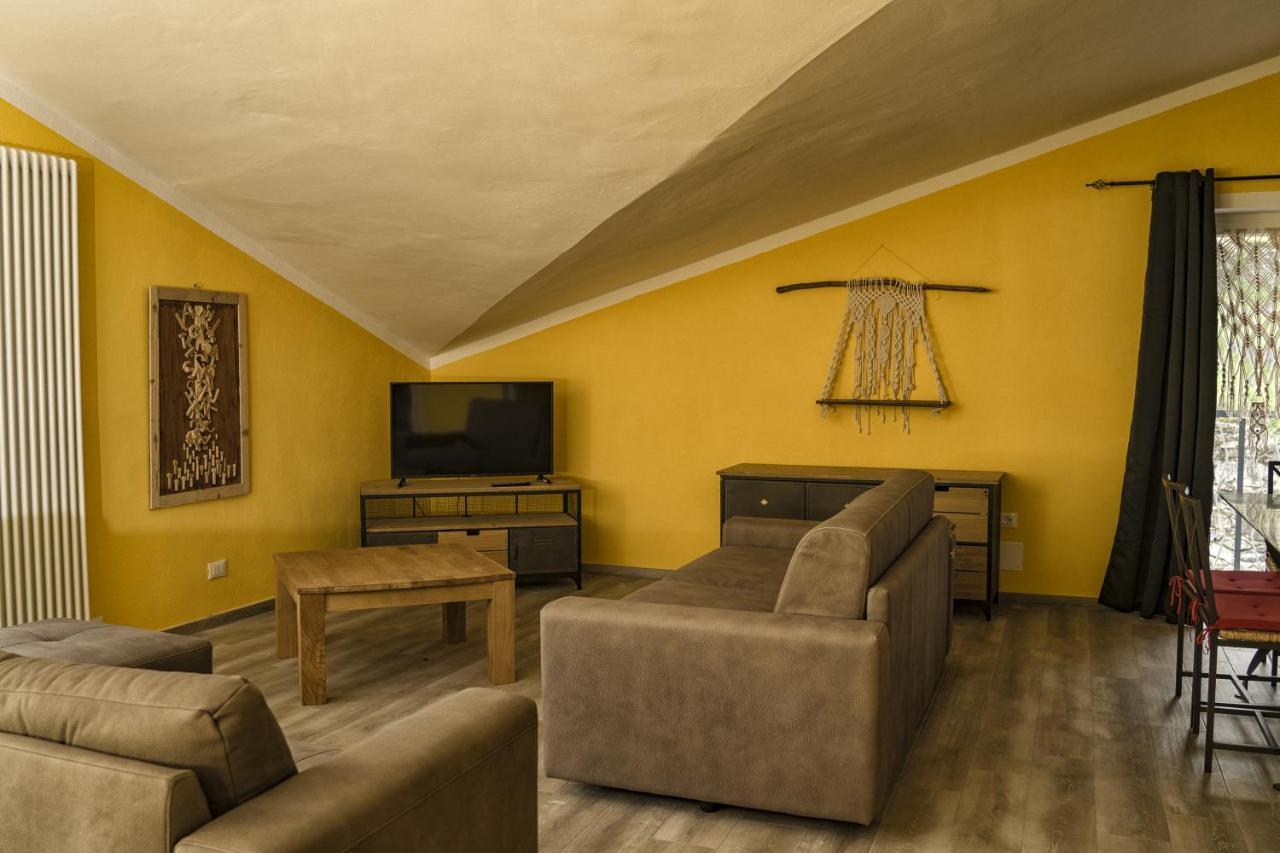 Chevres A Cheval - Apartment Аоста Екстер'єр фото